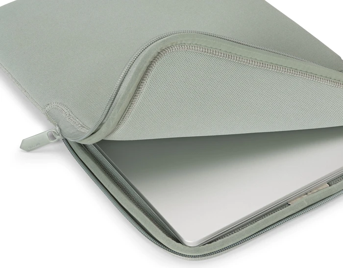 Dicota Sleeve Eco Slim für Microsoft Surface S, silber