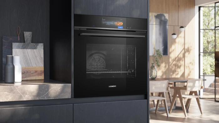 Siemens iQ700 HB778G9B1 Backofen
