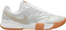 Nike NikeCourt Lite 4 white/summit white/linen/light orewood brown (Herren)