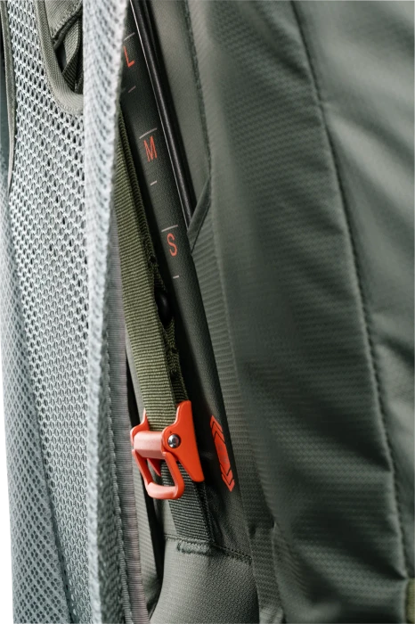 Deuter Futura Air Trek 60+10 ivy/khaki