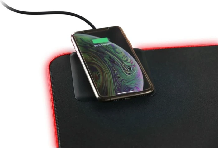 Deltaco Wireless Charging RGB Mousepad Extra Wide, 900x400mm, schwarz