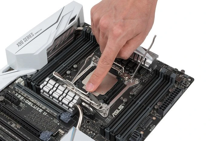 ASUS ROG Strix X99 Gaming (Intel 2011-3)