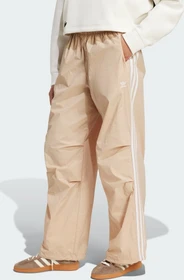 adidas 3-Streifen Woven Parachute Trainingshose lang magic beige (Damen)