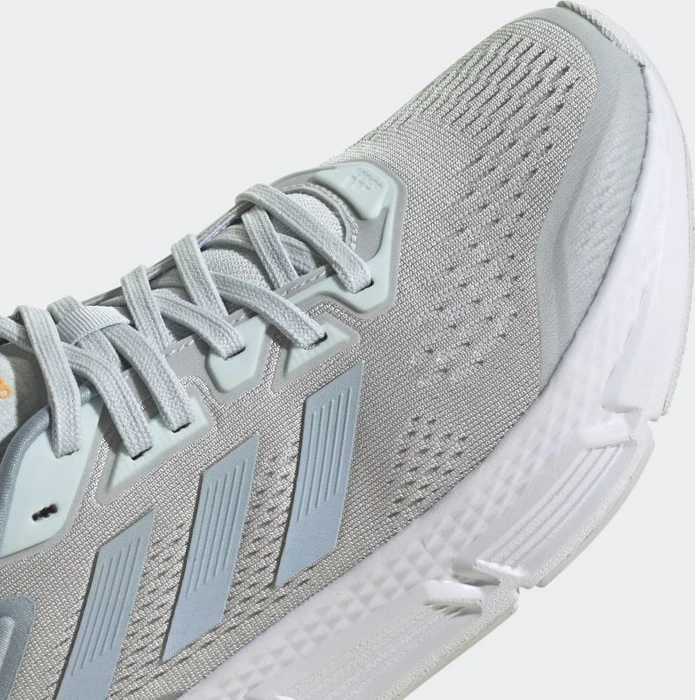 adidas Questar blue tint/magic grey/dash grey (Damen)
