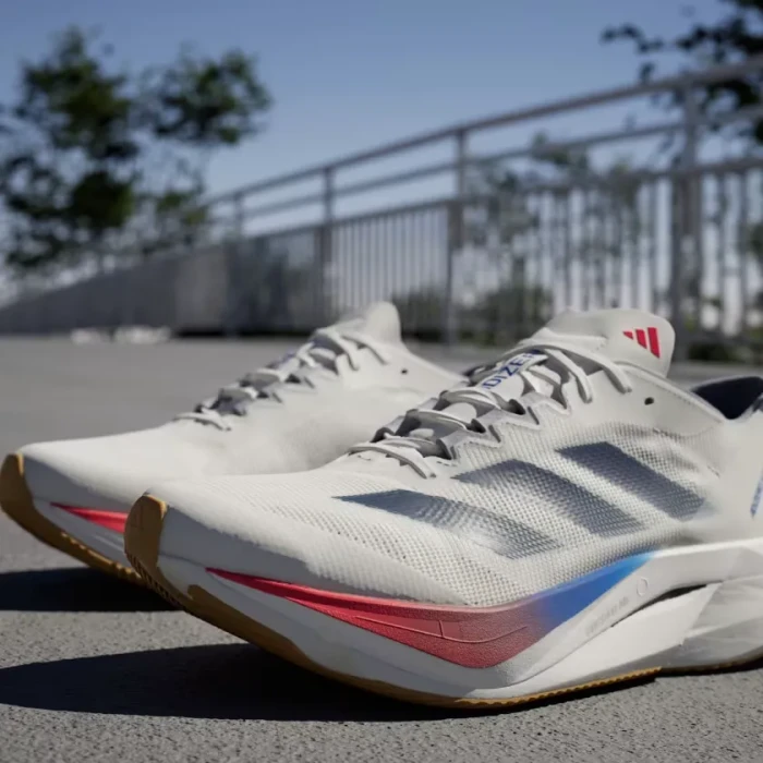 adidas Adizero Boston 12 core white/zero metallic/pure ruby (Herren)