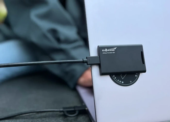 Exascend Element Portable SSD, schwarz, 2TB, USB-C 3.2