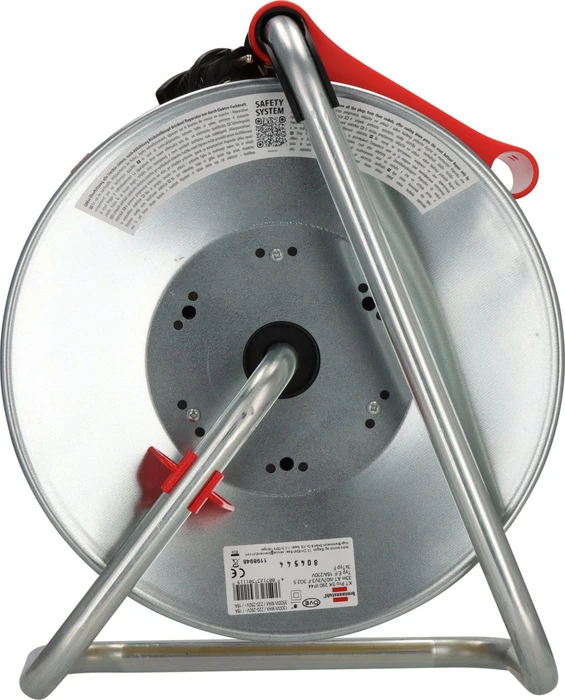 Brennenstuhl Professional SK 290 Kabeltrommel, Schuko auf 3x Schuko, 33m, IP44, AT-N07V3V3-F 3G1,5