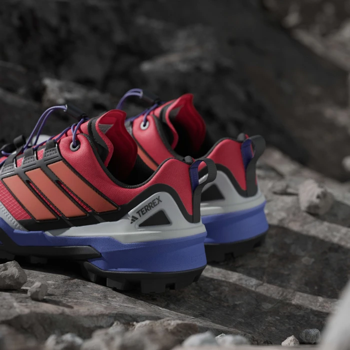 adidas Terrex Skychaser GTX pure ruby/semi cobalt blue/core black (Damen)