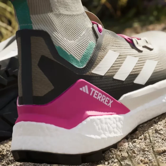 adidas Terrex Free Hiker 2.0 trace cargo/talc/real magenta (Herren)