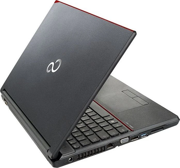Fujitsu Lifebook E554, Core i3-4000M, 4GB RAM, 500GB HDD, DE