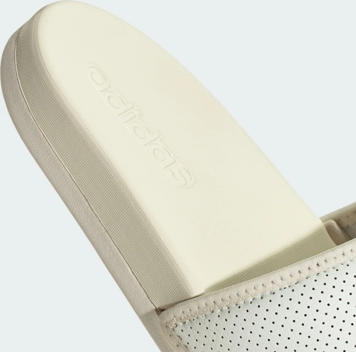 adidas Comfort Adilette off white/zero metalic/wonder white (Damen)