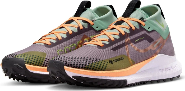 Nike React Pegasus Trail 4 Gore-Tex purple smoke/enamel green/ghost green/peach cream (Damen)