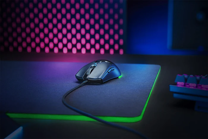 Razer Viper Mini, USB