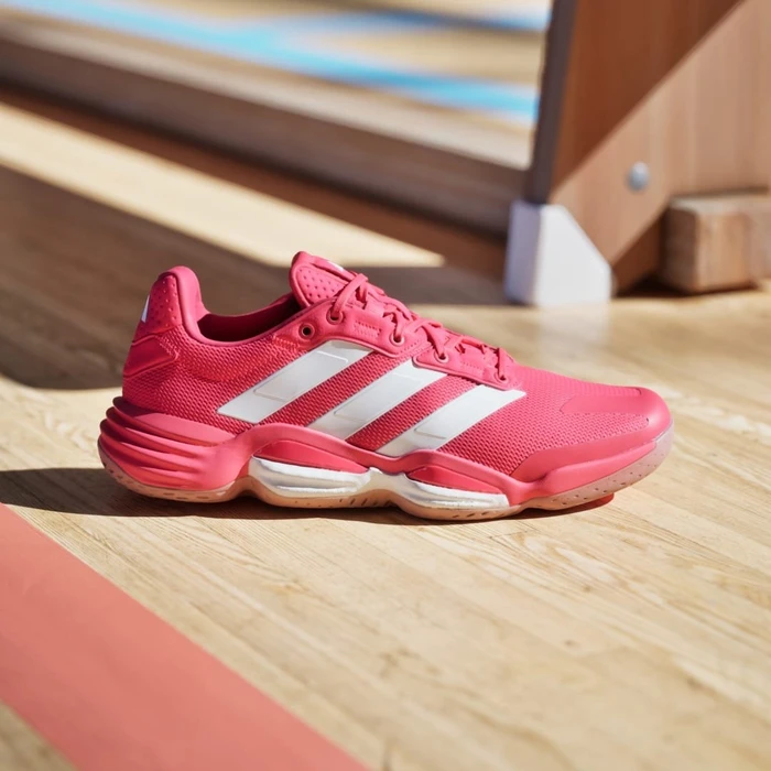 adidas Stabil 16 Indoor pure ruby/cloud white/lucid red