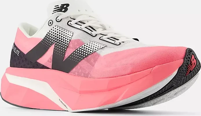 New Balance FuelCell SuperComp Elite v4 ultra pink/white/black (Herren)