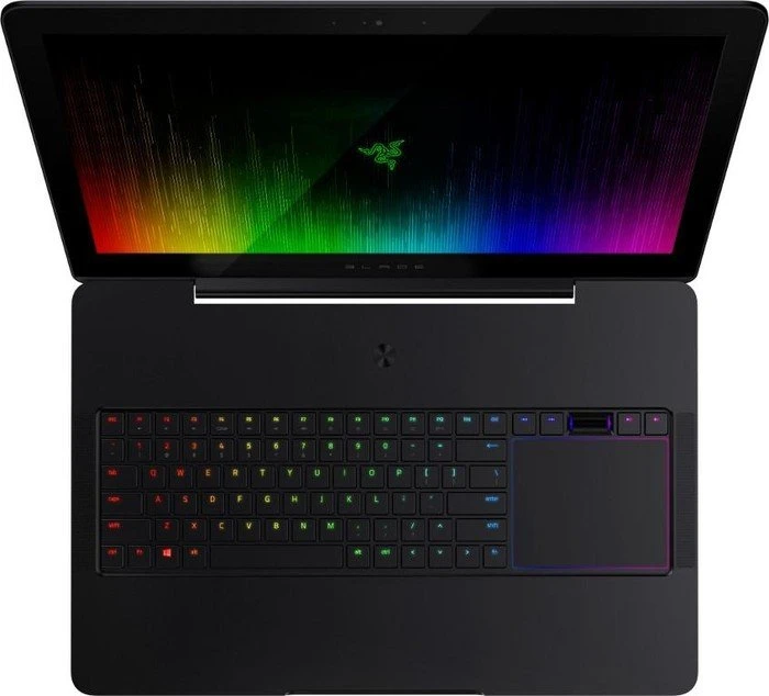 Razer Blade Pro, Core i7-7820HK, 32GB RAM, 512GB SSD, GeForce GTX 1080, DE