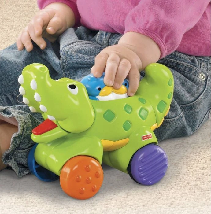 Mattel Fisher-Price Amazing Animals Press & Go Crocodile
