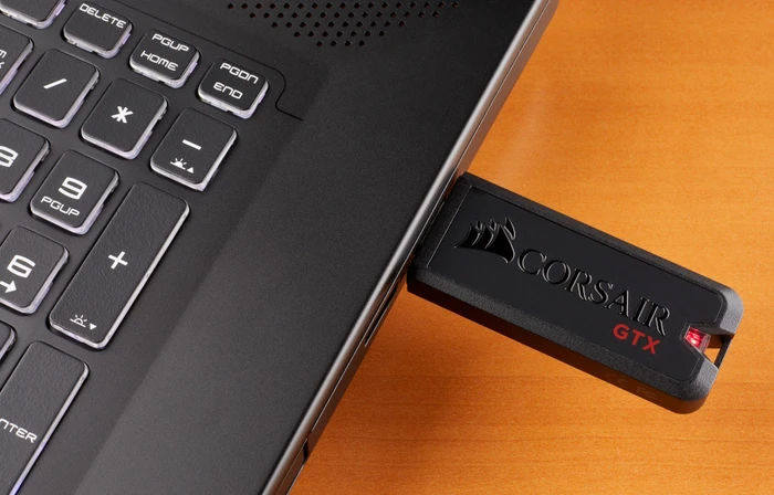 Corsair Flash Voyager GTX USB 3.1 Gen 1 256GB, USB-A, USB 3.2 Gen 1×1
