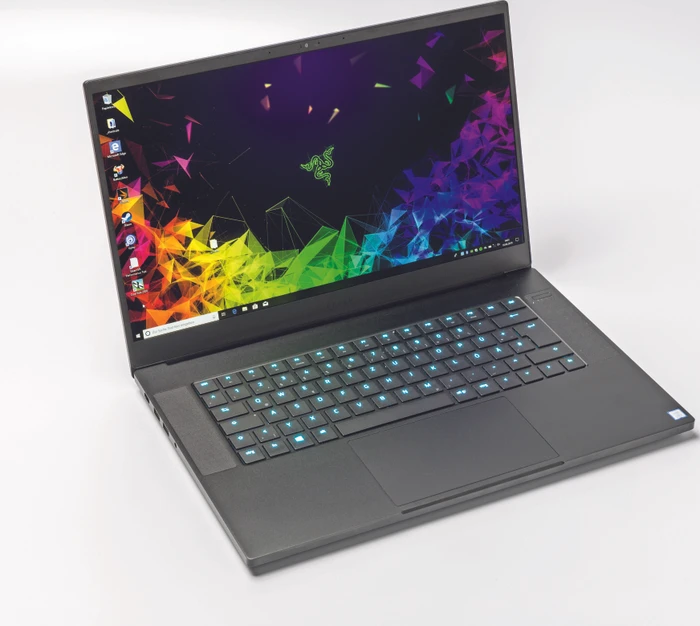 Razer Blade 15 Advanced Model (Early 2019) - UHD, Core i7-8750H, 16GB RAM, 512GB SSD, GeForce RTX 2060, UK