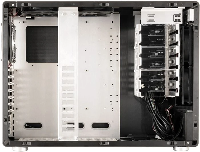 Lian Li PC-V750B schwarz
