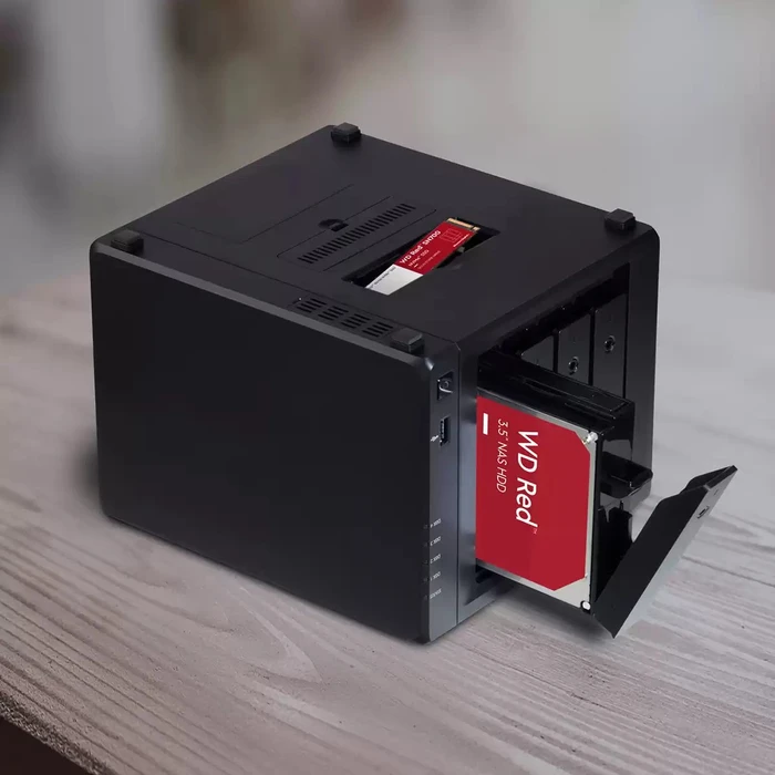 Western Digital Red SN700 NVMe NAS SSD - 1DWPD 500GB, M.2 2280 / M-Key / PCIe 3.0 x4