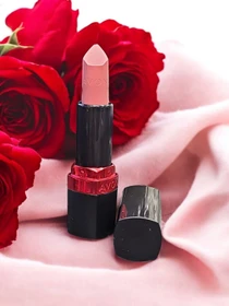 Essence Stay 8h Matte Liquid Lipstick 04 mad about you, 3ml