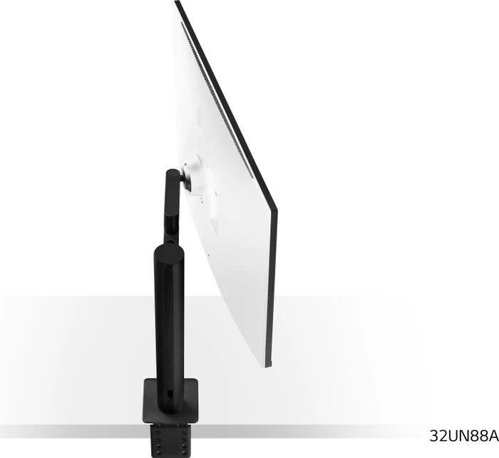 LG UltraFine 32UN88A-W, 31.5"