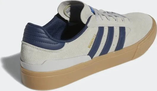 adidas Busenitz Vulc II grey two/collegiate navy/gum (Herren)