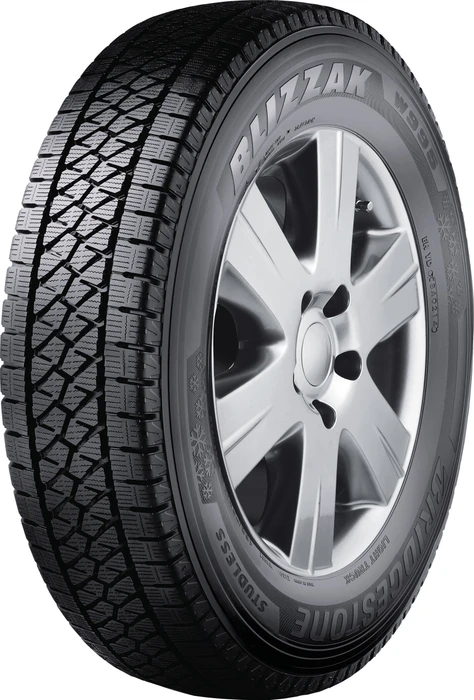 Bridgestone Blizzak W810 215/75 R16C 113/111R