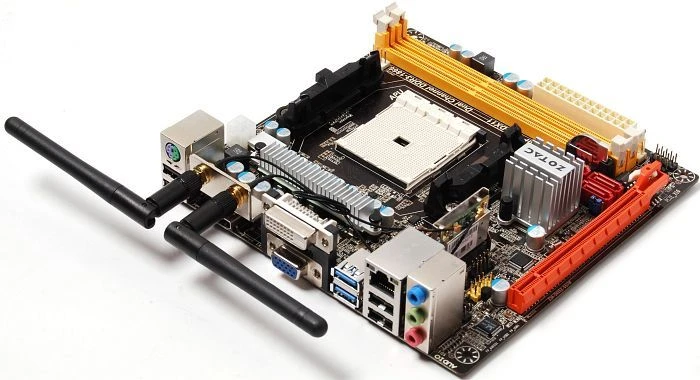 Zotac A55-ITX Wi-Fi B Series (AMD FM2)