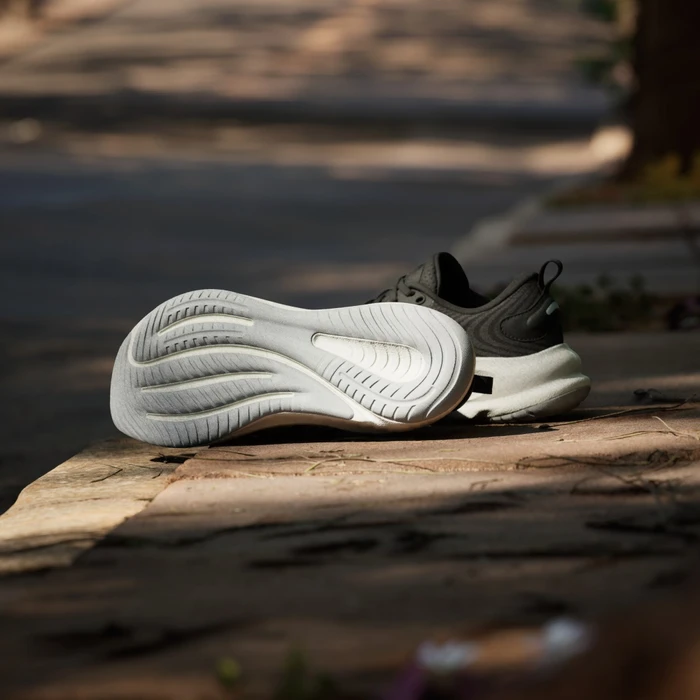 adidas Supernova Ease 2 core black/cloud white/carbon (Damen)