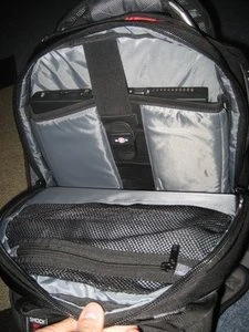 Wenger Synergy Rucksack grau