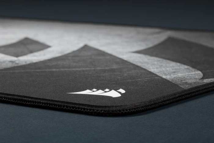 Corsair MM300 PRO Premium Spill-Proof Cloth Gaming Mouse Pad - Extended, schwarz/grau