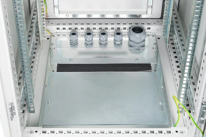 Digitus Professional Indoor Serverschrank 42HE, Sicherheitsglastür, IP55, grau, 600mm tief