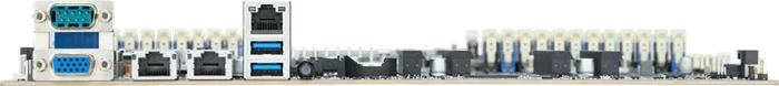 GIGABYTE MZ33-AR0 (AMD SP5)