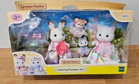 Epoch Sylvanian Families - Spiel-Sets - Blumenprinzessinnen Figurenset