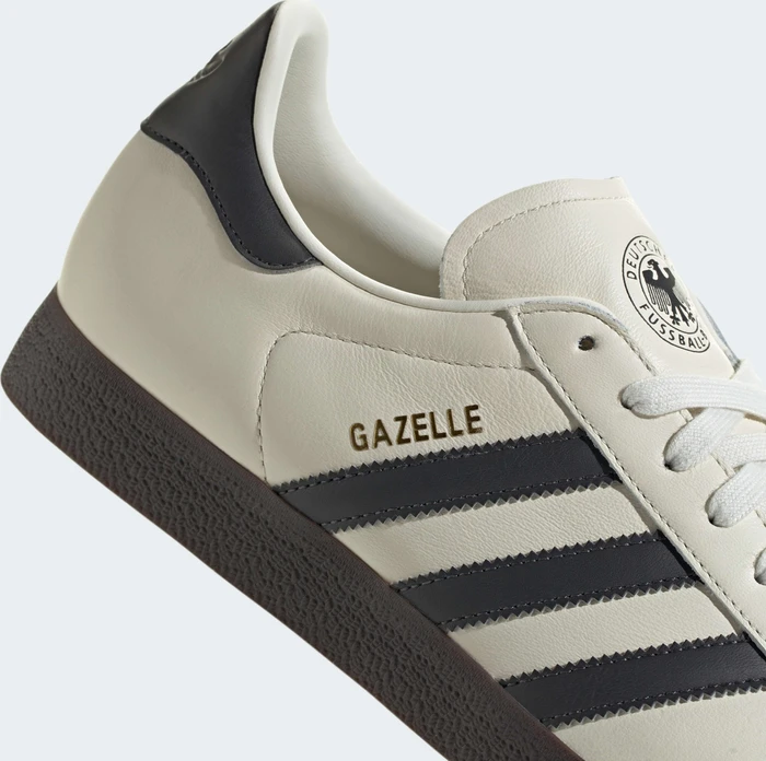 adidas Gazelle Fußball Deutschland off white/utility black/gum