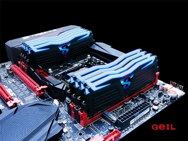 GeIL Super Luce schwarz LED weiß UDIMM 16GB Kit, DDR4-3000, CL16-16-16-36, 1R