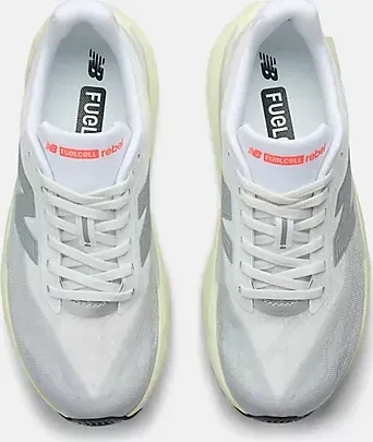 New Balance FuelCell Rebel v5 raincloud/white/mineral (Damen)