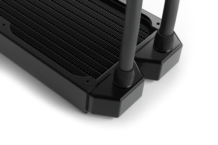 Alphacool Eiswolf 2 AiO 360mm RTX 4080 Suprim mit Backplate