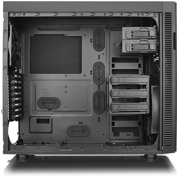Thermaltake Suppressor F51, schallgedämmt