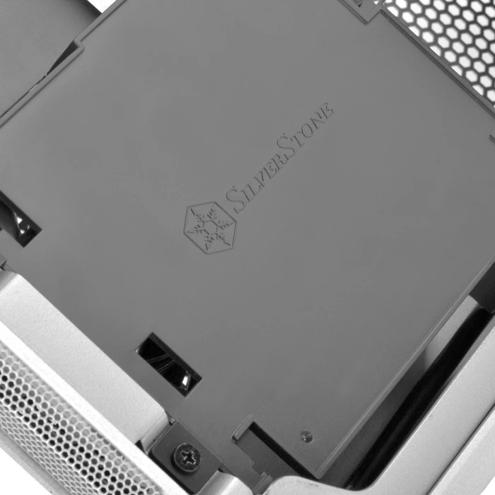 SilverStone Fortress FTZ01, silber, Mini-ITX