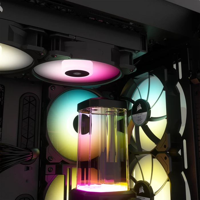 Corsair iCue 5000X RGB, schwarz, Glasfenster