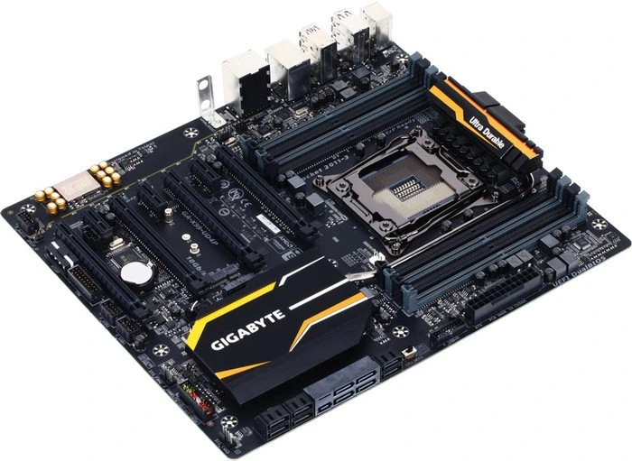 GIGABYTE GA-X99-UD4P (Intel 2011-3)