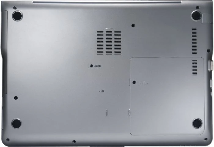 Samsung 535U4C, silber, A6-4455M, 8GB RAM, 500GB HDD, Radeon HD 7550M, DE