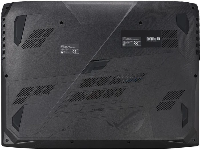 ASUS ROG Chimera G703VI-E5041T, schwarz, Core i7-7820HK, 32GB RAM, 256GB SSD, 2TB HDD, GeForce GTX 1080, DE