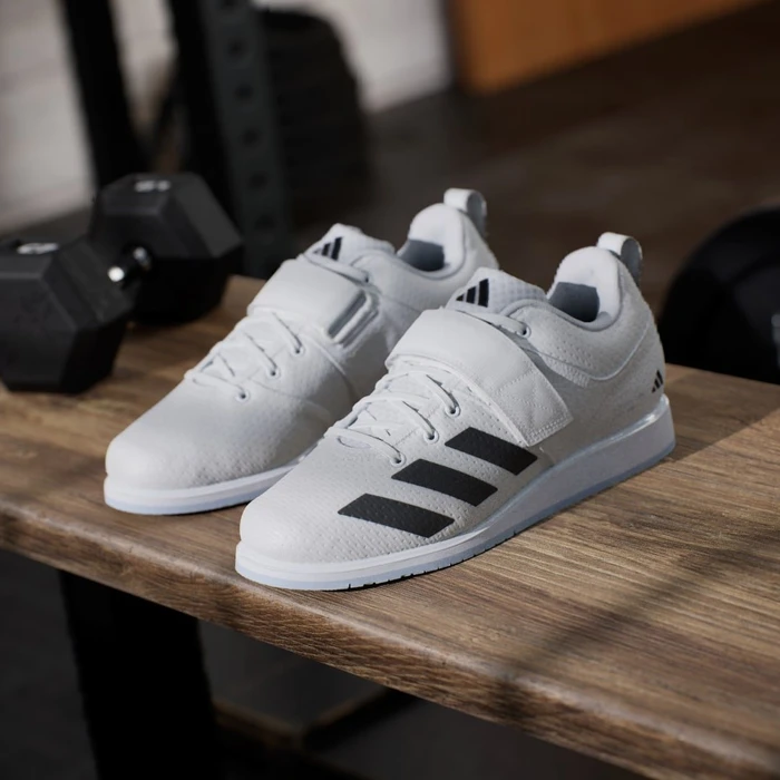 adidas Powerlift 5 cloud white/core black/crystal sky