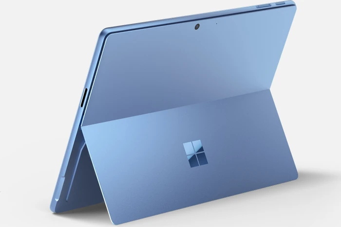 Microsoft Surface Pro 11, Sapphire, Snapdragon X Elite - X1E-80-100, 16GB RAM, 512GB