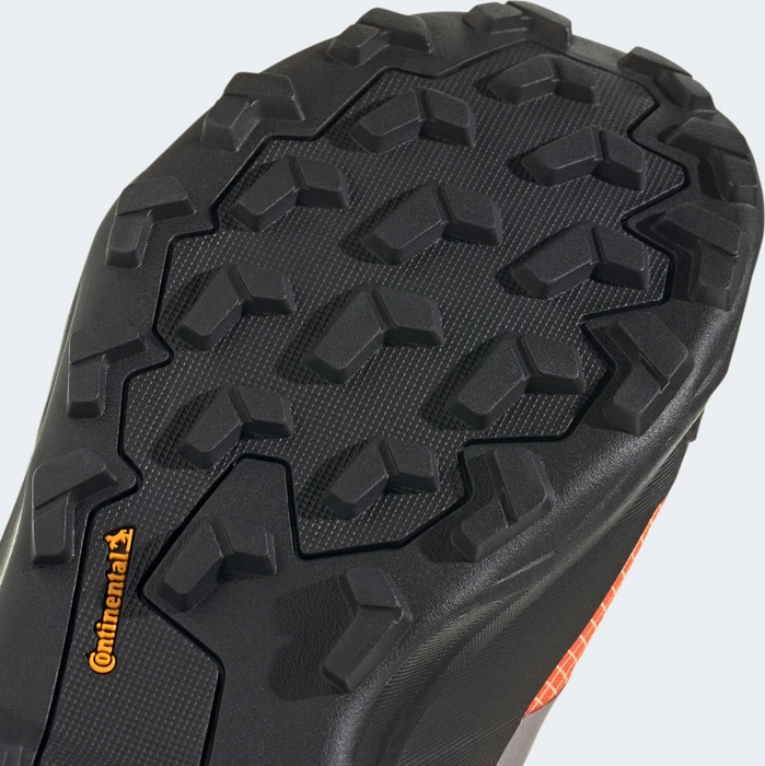 adidas Terrex Skychaser AX5 Mid GTX Climawarm+ core black/silver metallic/semi impact orange (Herren)
