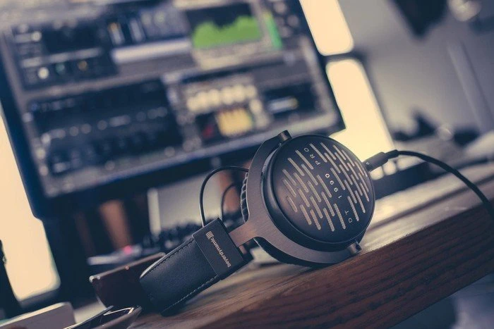 beyerdynamic DT 1990 PRO